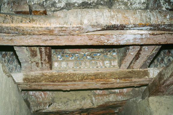 Pearl Garland Composition