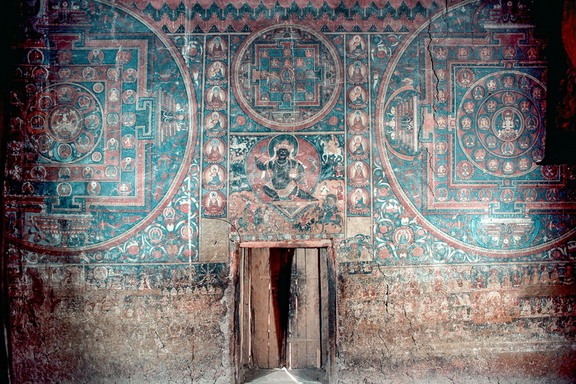 Entry wall