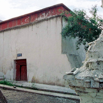 Lhakhang Soma
