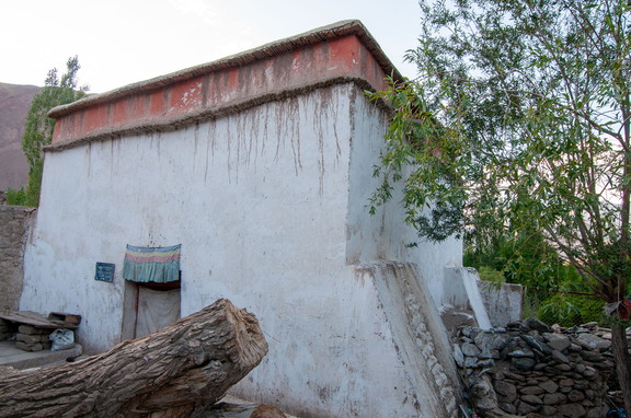 Lhakhang Soma
