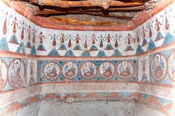 Tashi Gomang Chörten