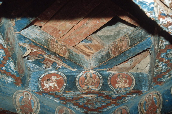 Outer Chörten, ceiling