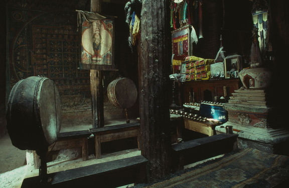 Dukhang-1981-02