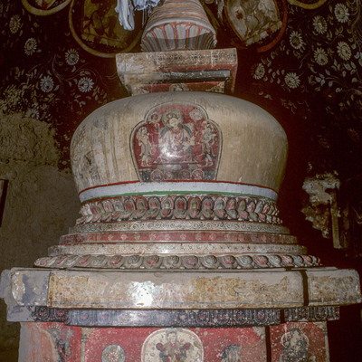Chörten Cave